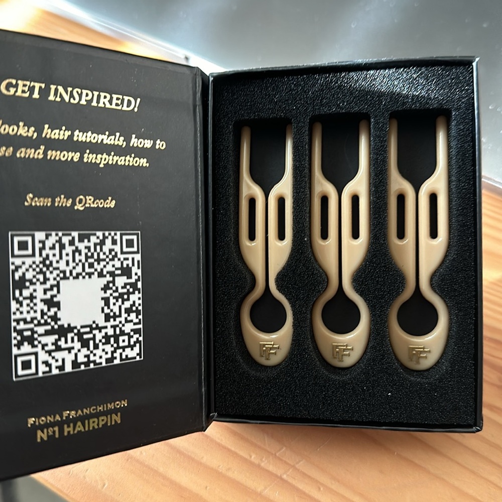 Set of 3 Fiona Franchimon No 1 Hairpins in Satin Sand - New With Original Box